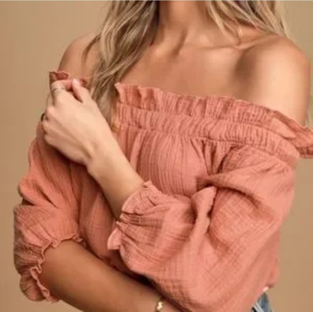 Ophelia Roe Off The shoulder Long Sleeve Crop Top Banded Waist Pink NEW $36 Lg